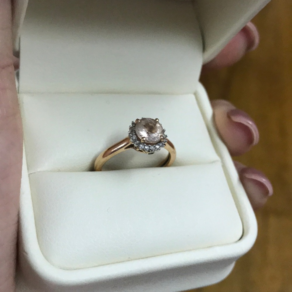 Rose gold and morganite diamond ring